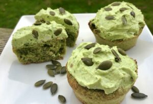 Muffinki kasztanowo-szpinakowe